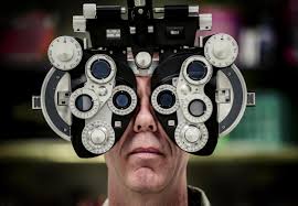 Eye exam at Elite LASIK & Cataract in Indianapolis